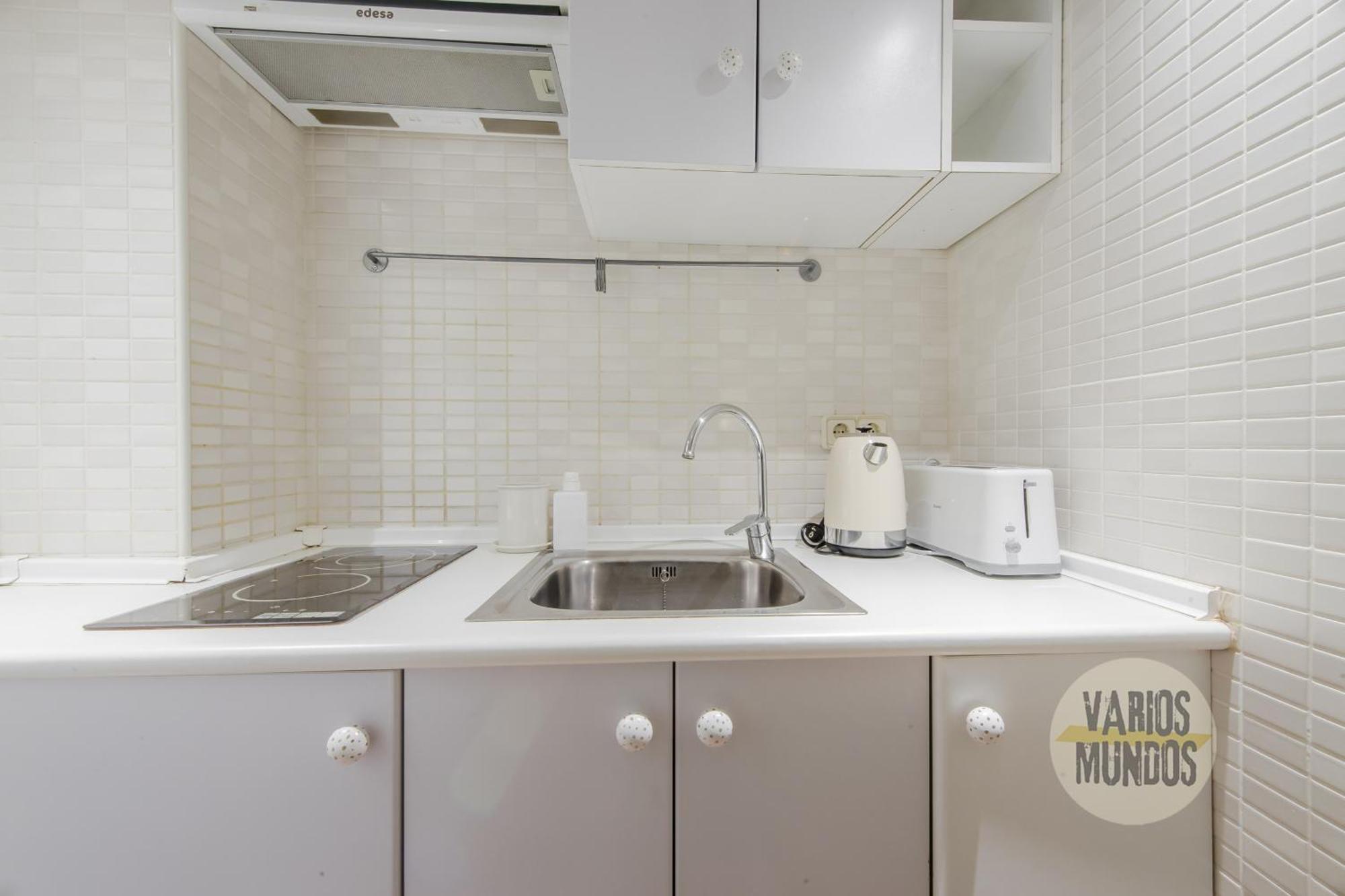 Elegante Apt Para 3 En Chueca A 1 Min De Gran Via مدريد المظهر الخارجي الصورة